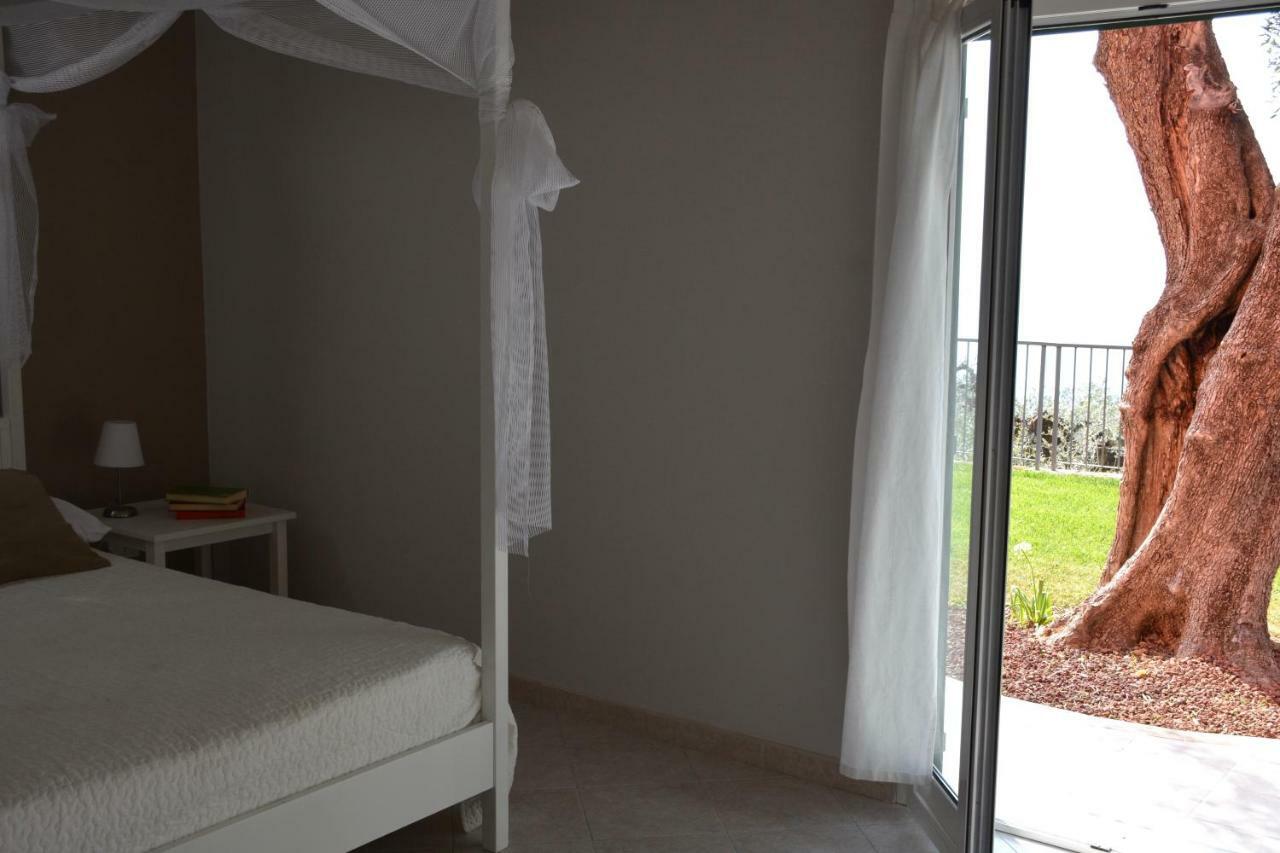 La Torretta Villa อิมเปรีอา ภายนอก รูปภาพ